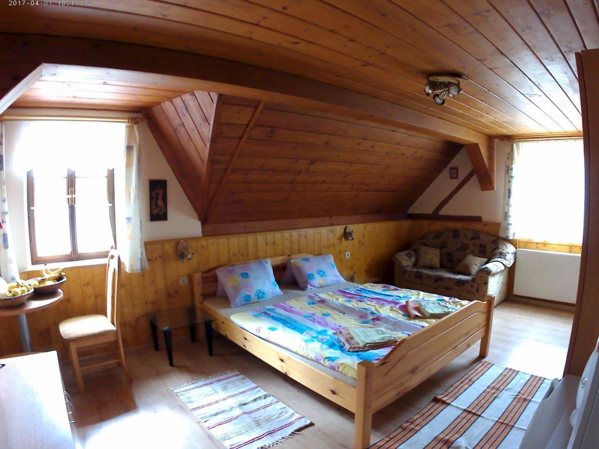 Ubytování U Potoka Kunratice  Esterno foto